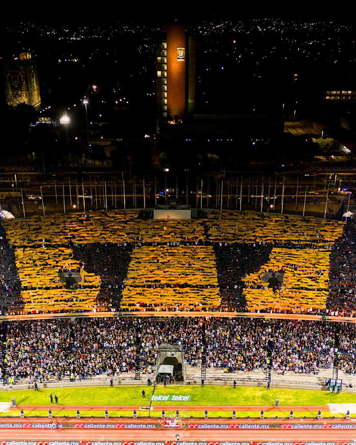 La Rebel de Pumas hace un impresionante mosaico en Ciudad Universitaria para recibir a su equipo frente a Chivas